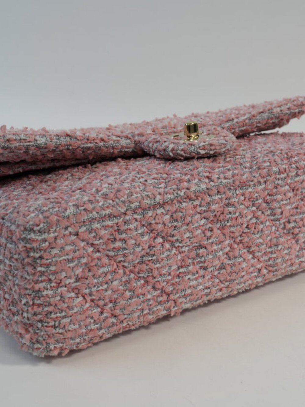 Chanel Medium Classic Flap in Pink Tweed and Gold Hardware Handbag - Picture 10 of 16